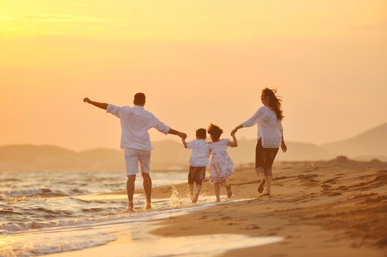 20 Ways To Make Money To Travel